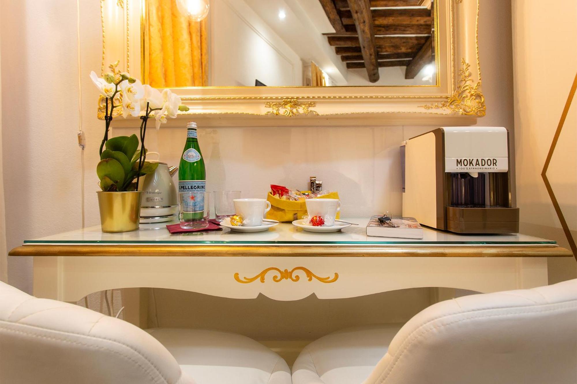 Capatron Hotell Venezia Eksteriør bilde