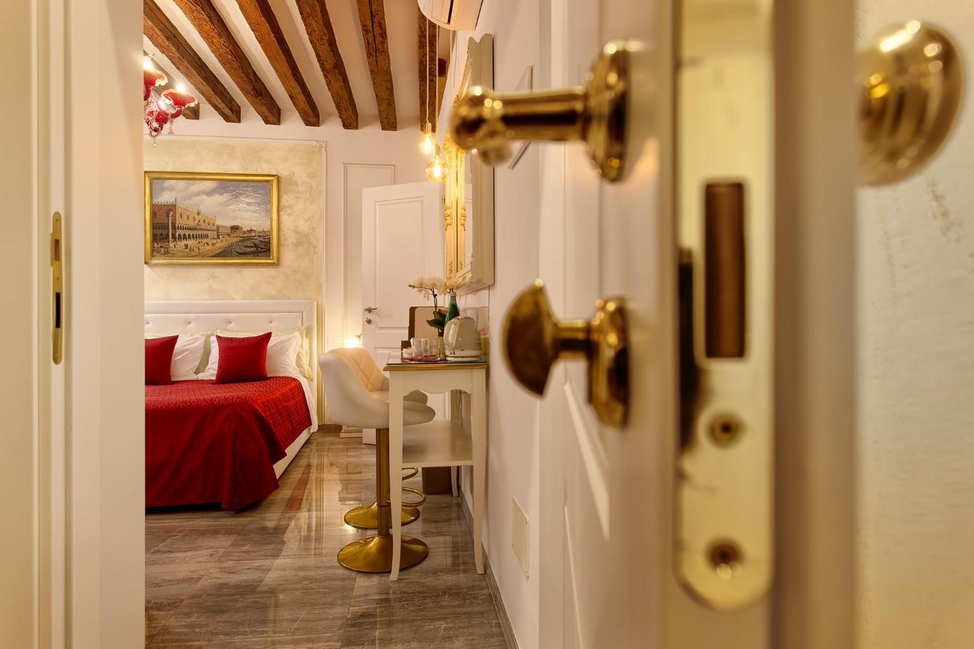 Capatron Hotell Venezia Eksteriør bilde